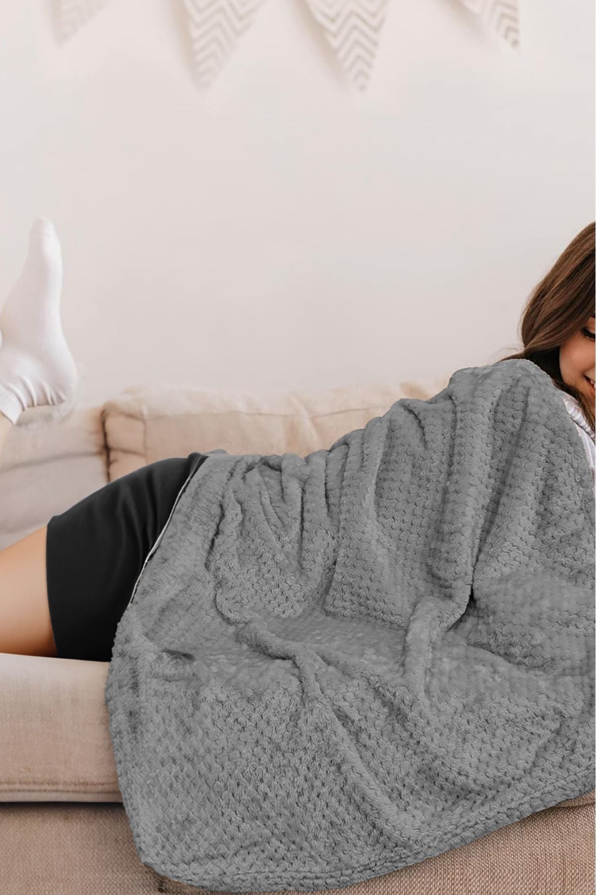 Wellsoft Şal, TV Battaniyesi – Sıcak, Yumuşak ve OEKO-TEX Sertifikalı Hipoalerjenik 70x170 cm