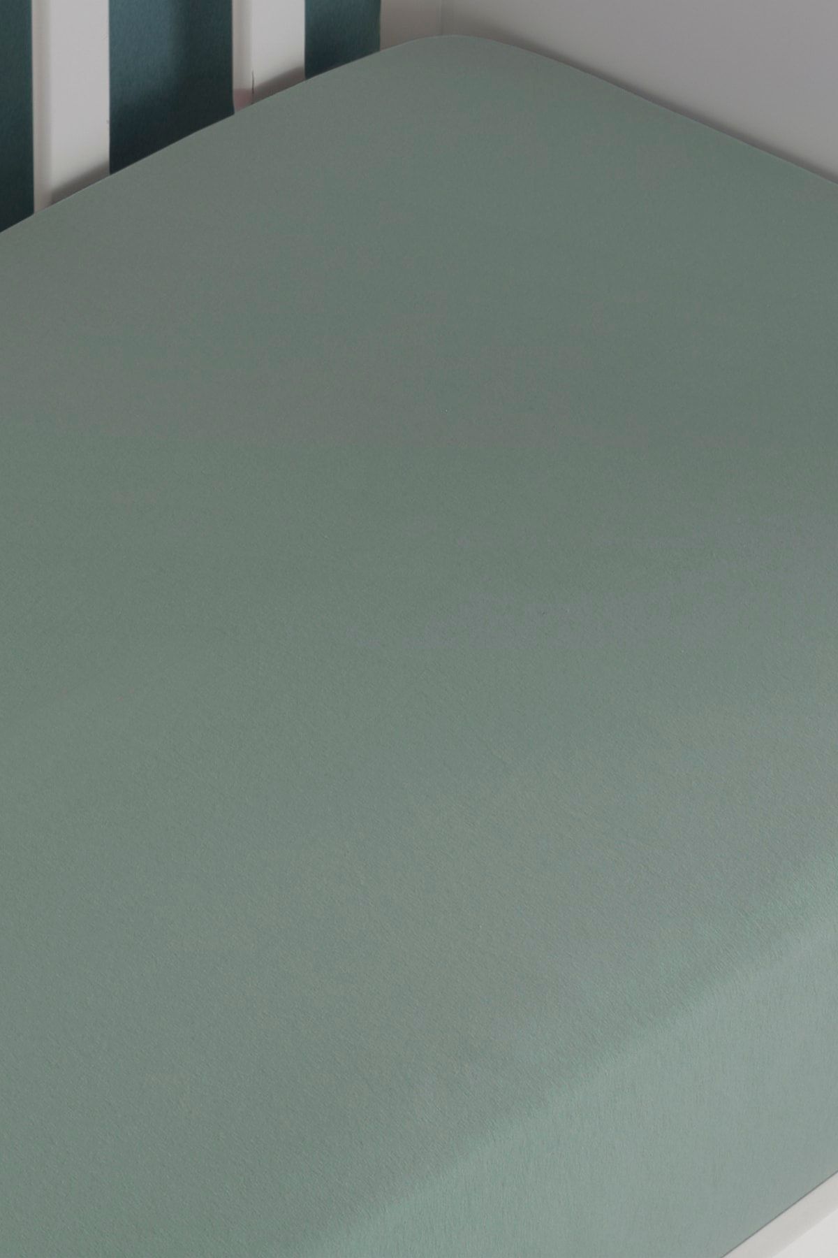 Bebek-çocuk Organik Pamuk Lastikli Penye Çarşaf 60x120 - 70x140 Uyumlu Yeşil