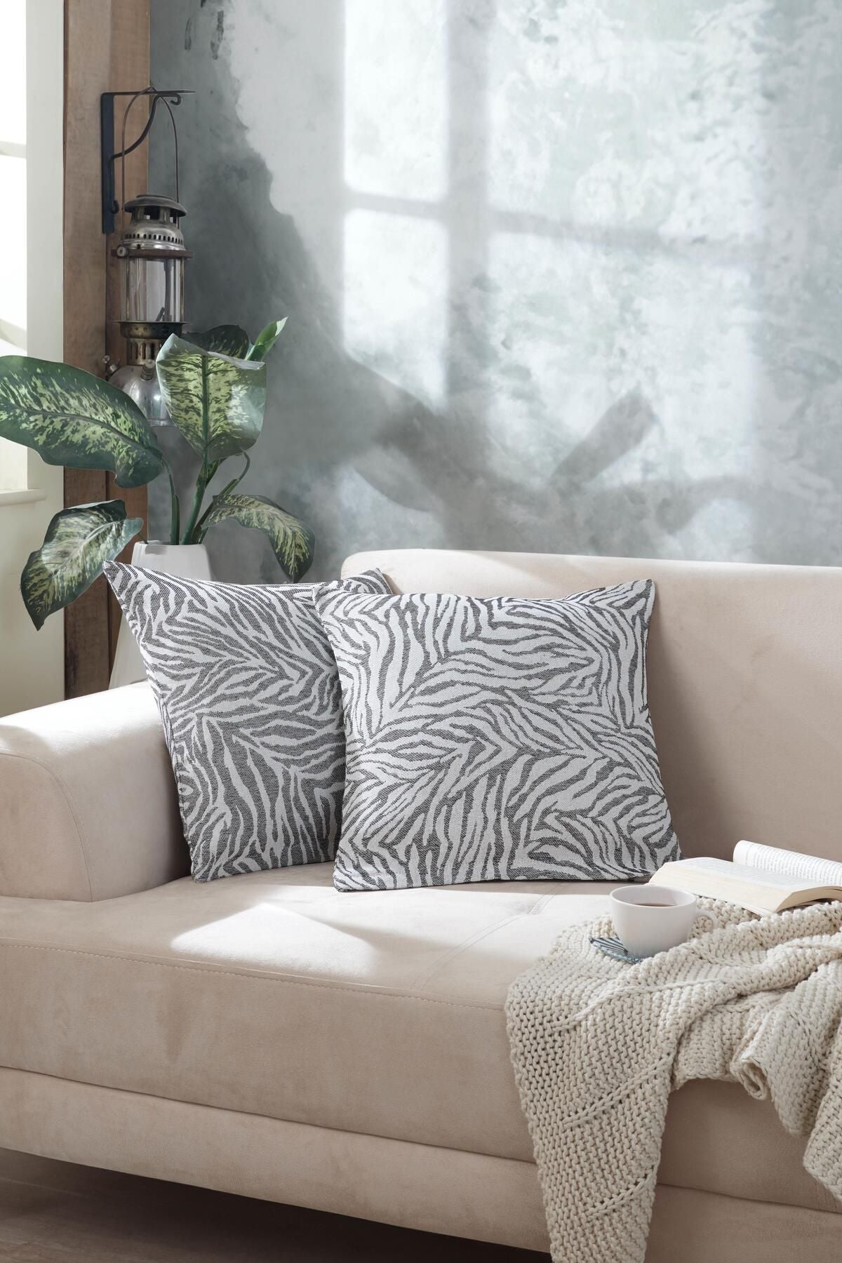 Zebra 2'li Kırlent Kılıfı 45x45 Fermuarlı Antrasit