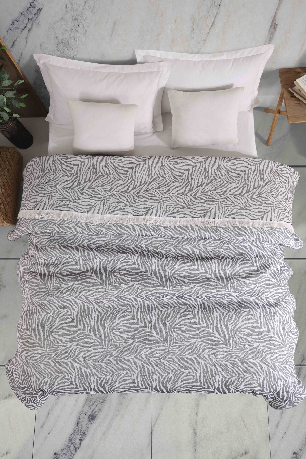 ZEBRA 210x240 ÇİFT KİŞİLİK YATAK ÖRTÜSÜ ANTRASİT