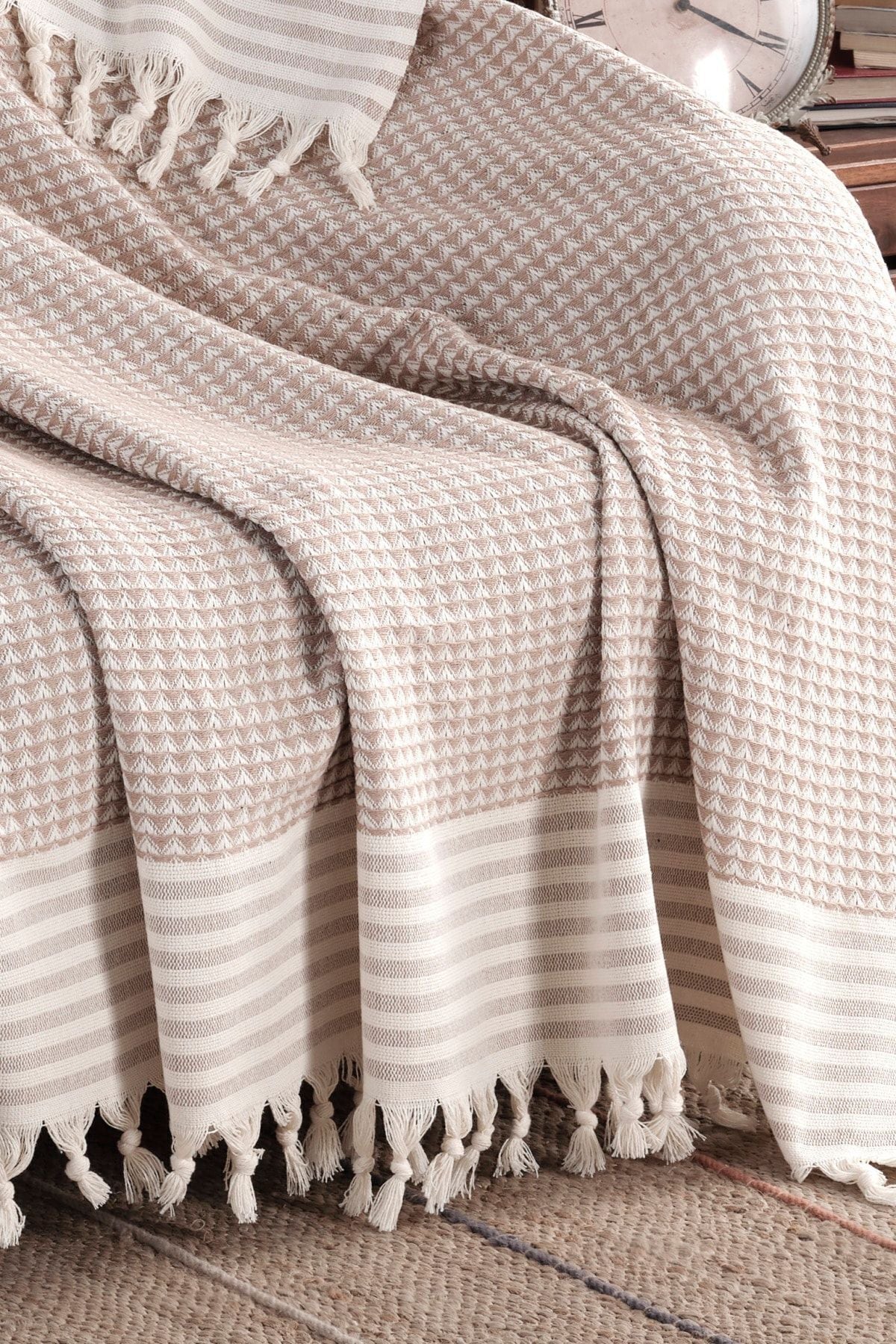 Piramit Siyah Koltuk Örtüsü | Koltuk Şalı 180x210 Pamuk