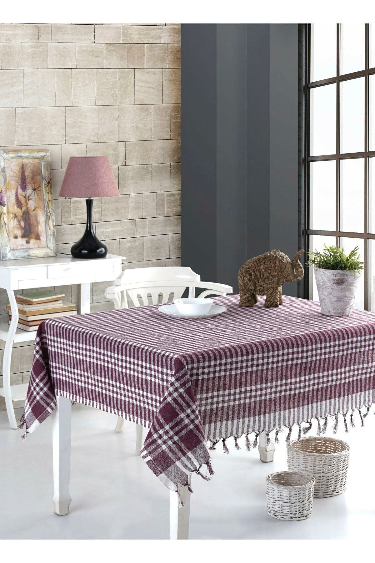 Masa Ve Piknik Örtüsü 170x170 Pembe