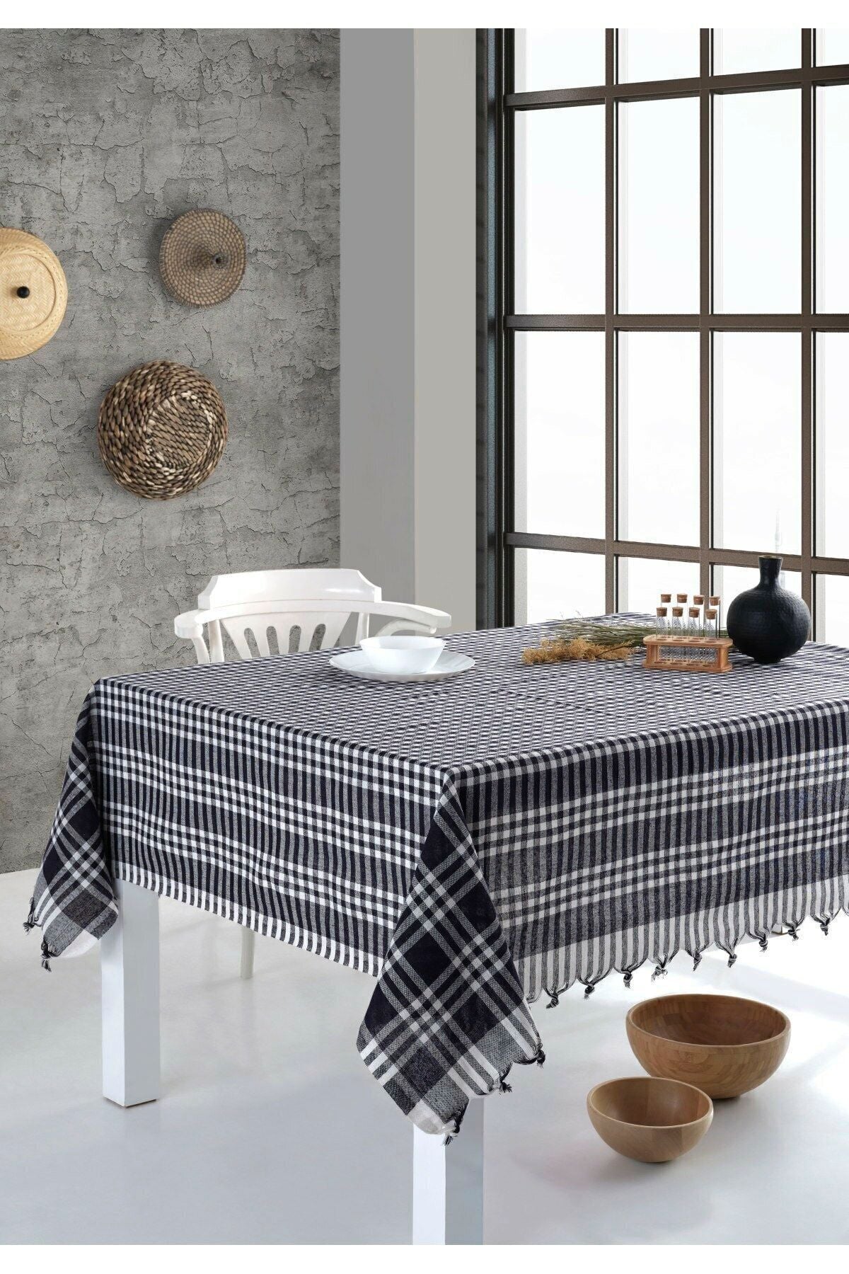 Masa Ve Piknik Örtüsü 170x170 Pembe