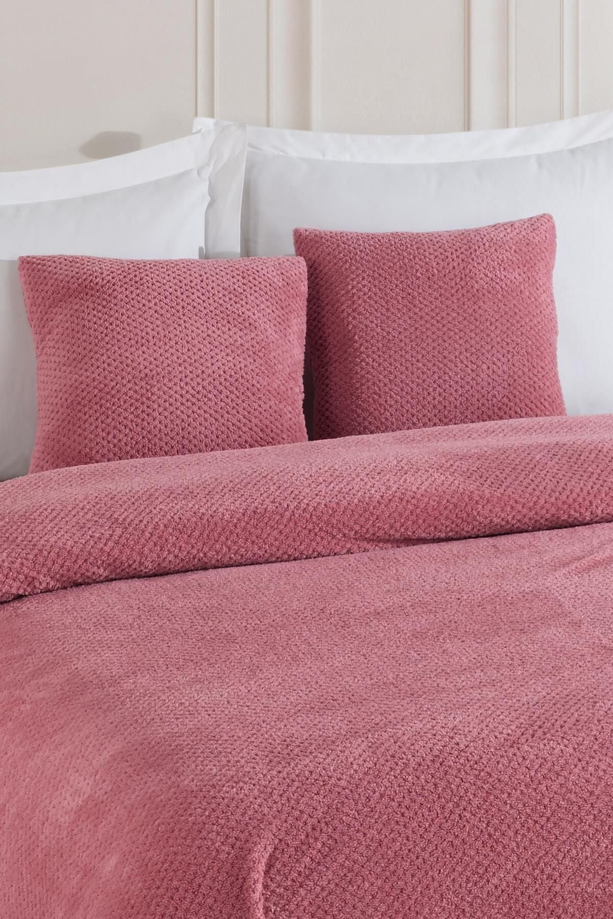 Softy Çift Kişilik Yatak Örtüsü | Wellsoft Battaniye 220 X 230cm 2 Adet Kırlent Kılıfı 45x45cm Ekru