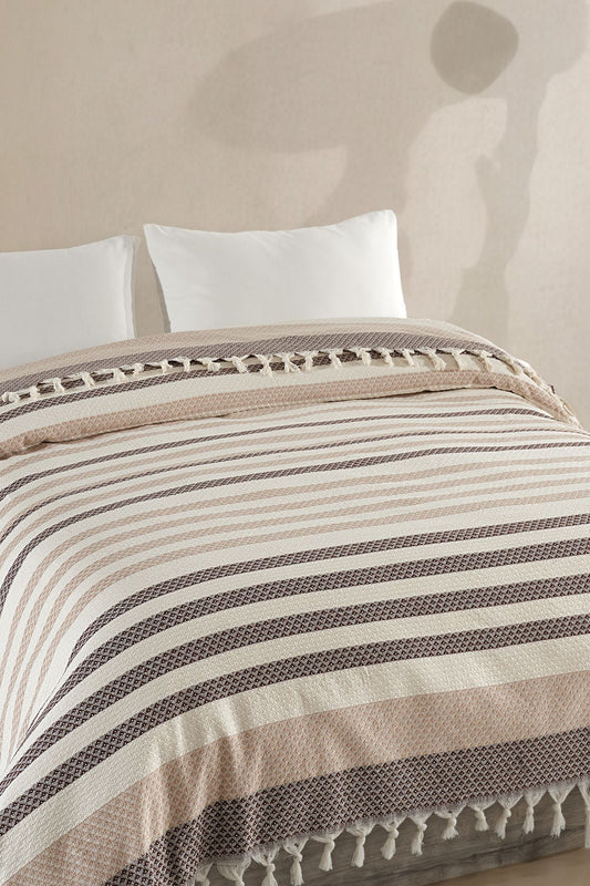 Çift Kişilik Natural Yatak Örtüsü Pike 210x240