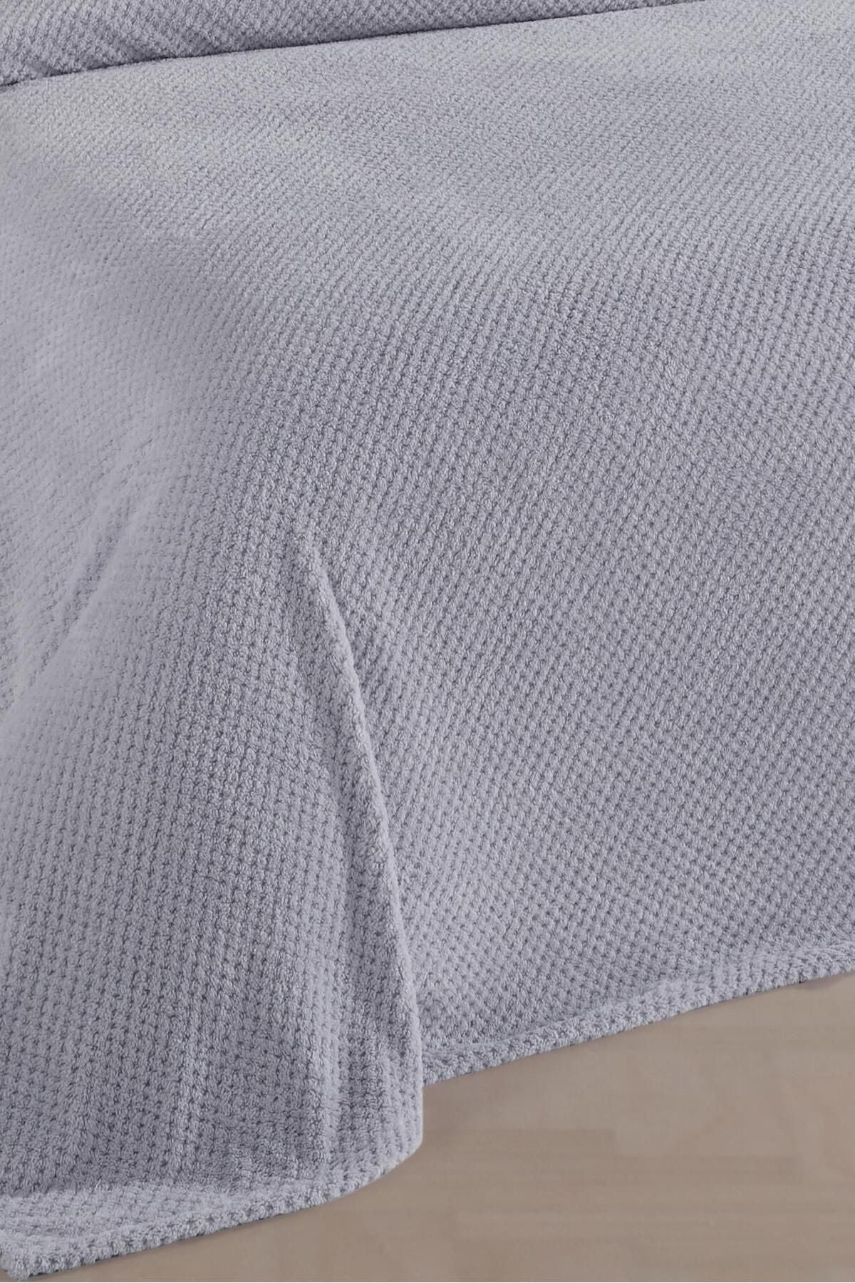 Softy Çift Kişilik Yatak Örtüsü | Wellsoft Battaniye 220 X 230cm 2 Adet Kırlent Kılıfı 45x45cm Ekru