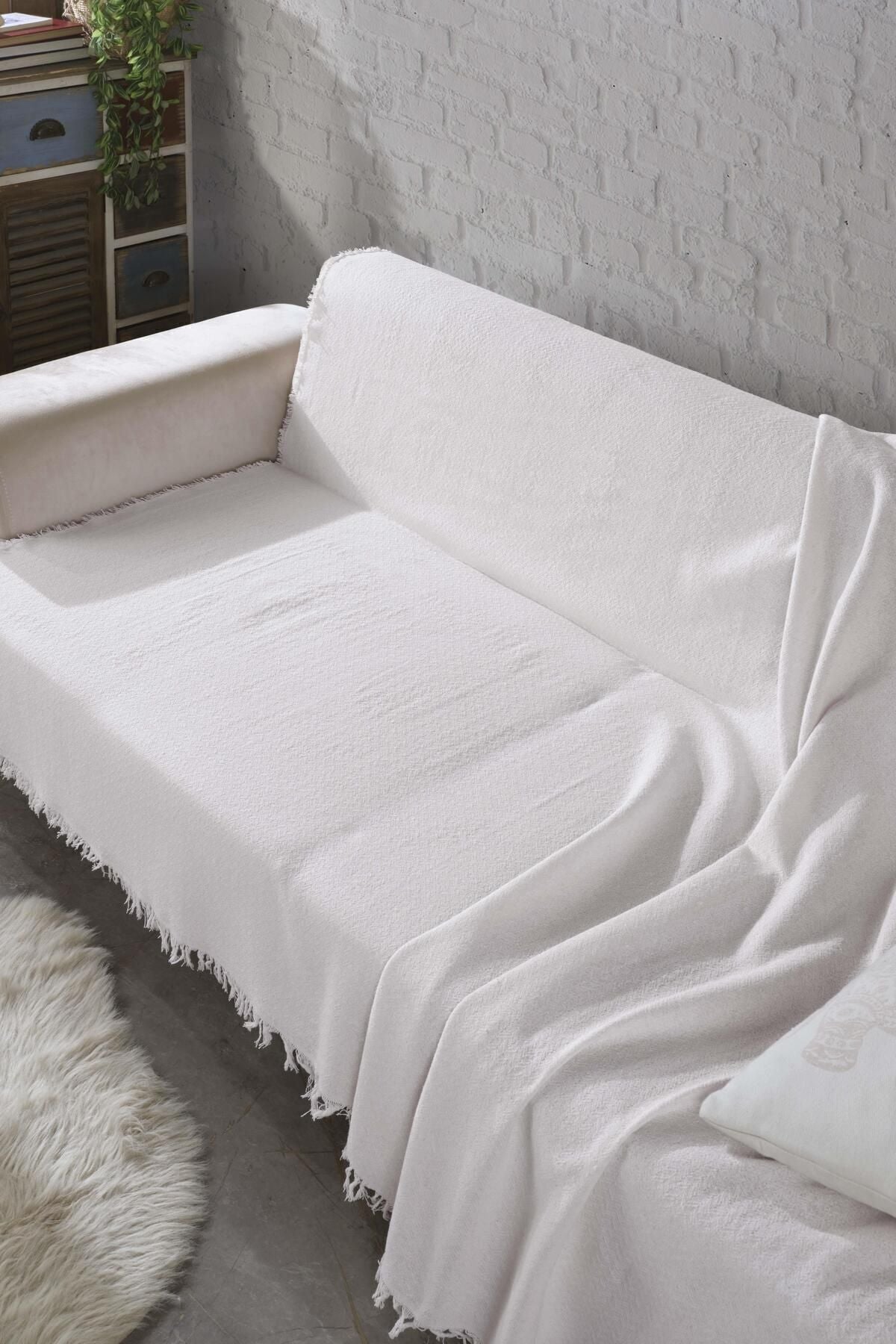 170x210 Zikzak Siyah Koltuk Örtüsü Siyah