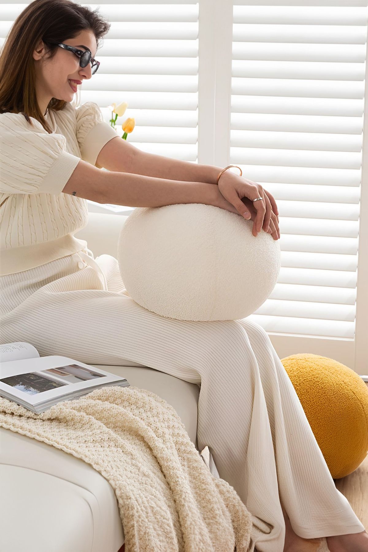 Top Kırlent Yastık - 35 cm Peluş | Teddy | Dekoratif | Şık Tasarım | Yumuşak