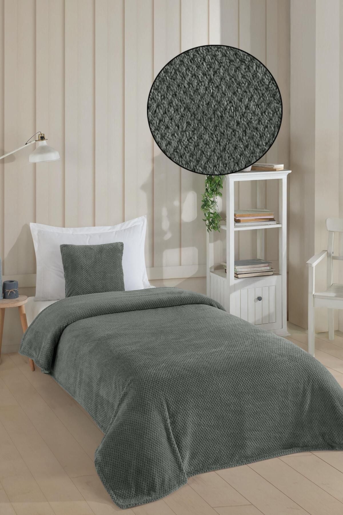 Wellsoft Tek Kişilik Yatak Örtüsü Ve Battaniyesi . 150 X 220cm 1 Adet Kırlent Kılıfı 45x45cm Ekru