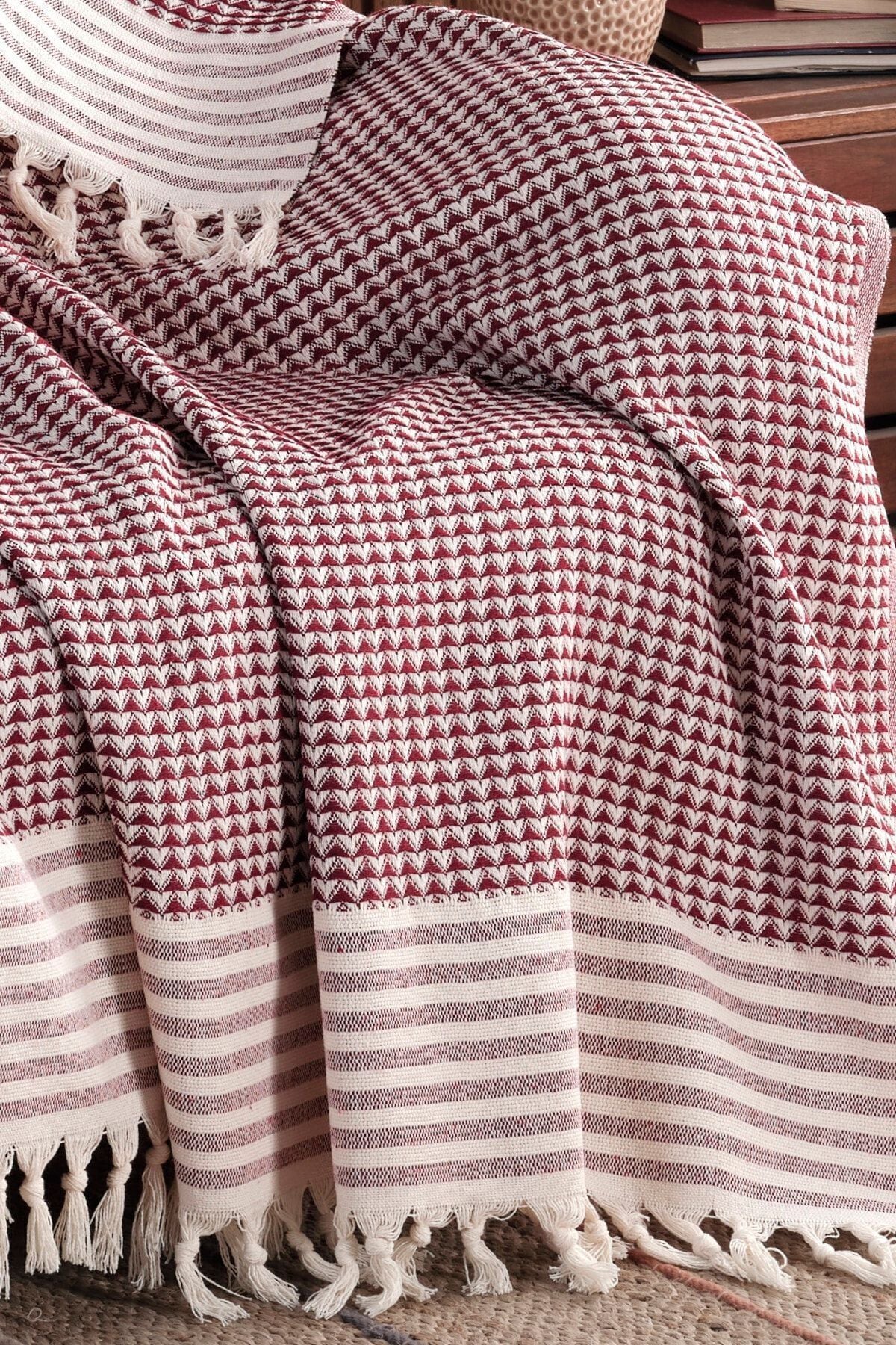 Piramit Siyah Koltuk Örtüsü | Koltuk Şalı 180x210 Pamuk