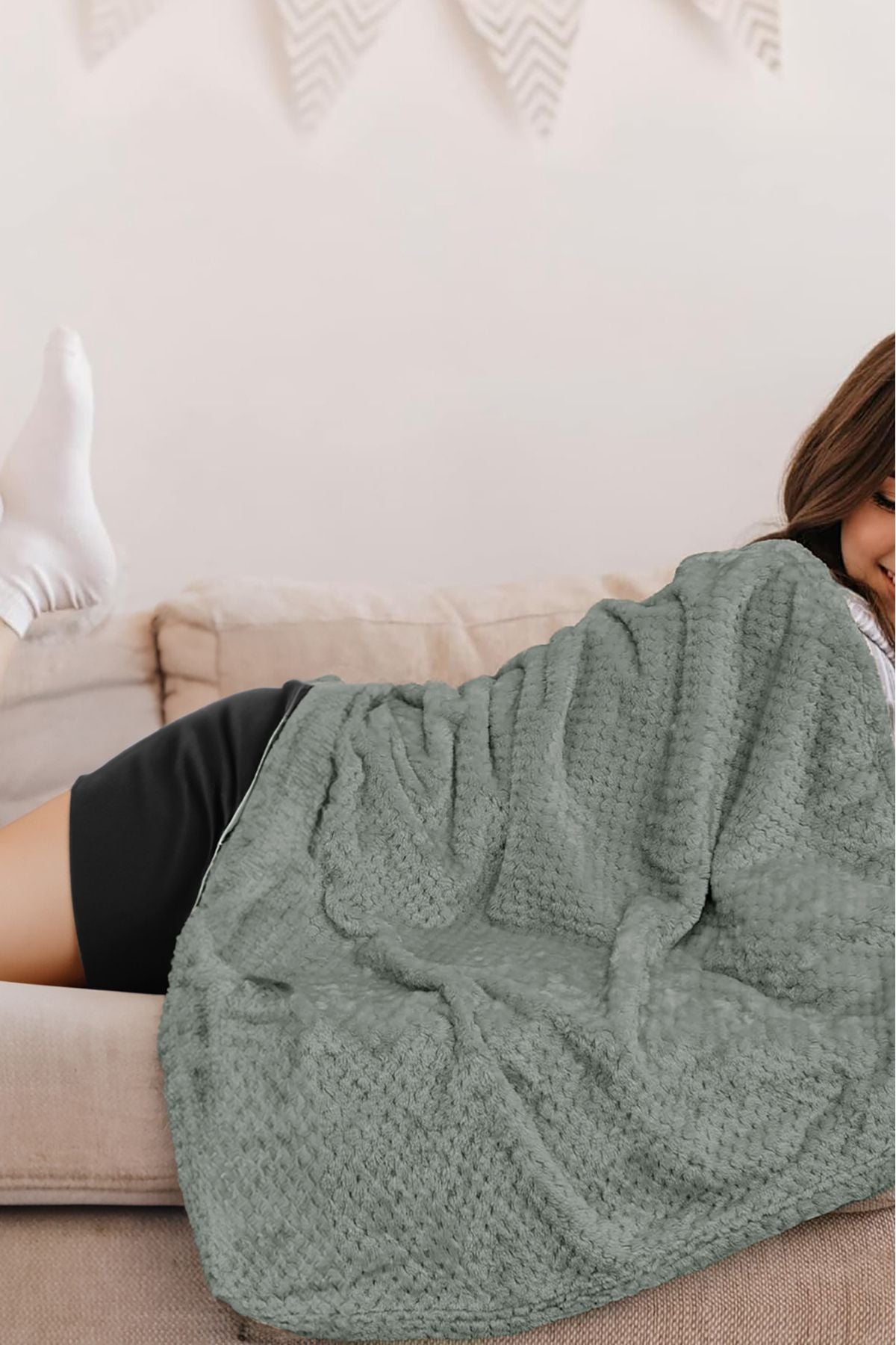 Wellsoft Şal – Sıcacık, Yumuşak Ve Oeko-tex Sertifikalı Hipoalerjenik Konfor 70x170 Cm Gri